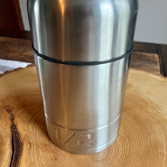 SnapOn Dining Snapon Tools Socket Thermos 69 Oz Food Liquid Ytm16